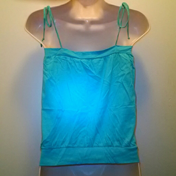 Guess jeans hotter than your girlfriend blue top - Picture 3 of 4