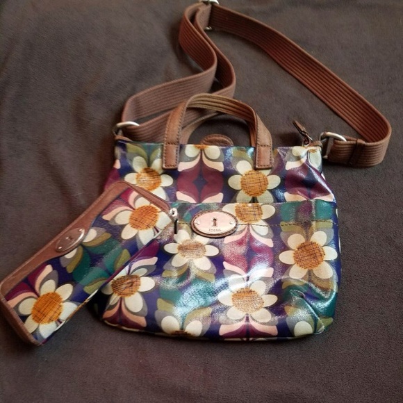 Fossil hand bag and wallet - Picture 1 of 7