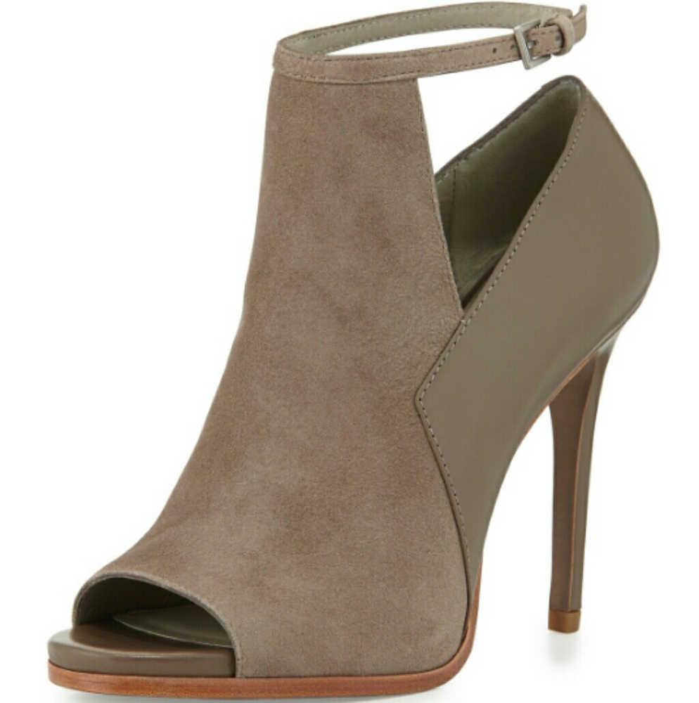 SOLD**Pour la victoire brown suede peep toe heels!