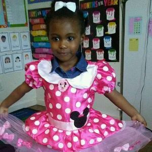 Meet your Posher, Warren