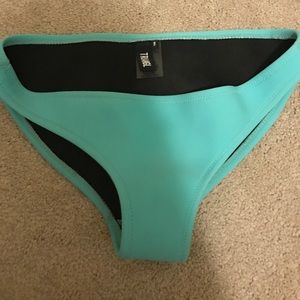 Triangl swim bottoms
