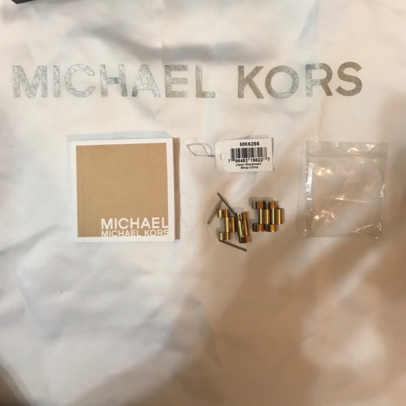 Michael Kors watch - Picture 2 of 4