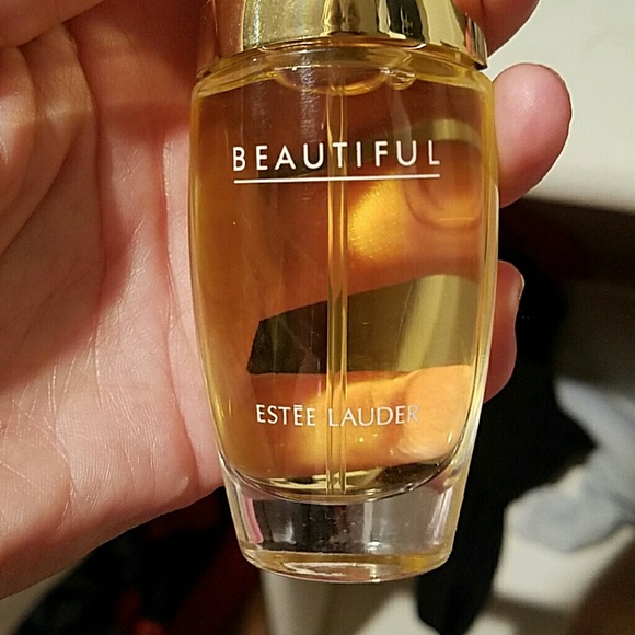 Beautiful perfume - Picture 2 of 2
