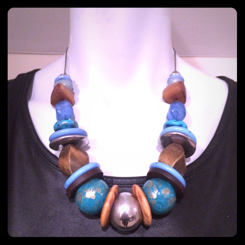 Beaded necklace