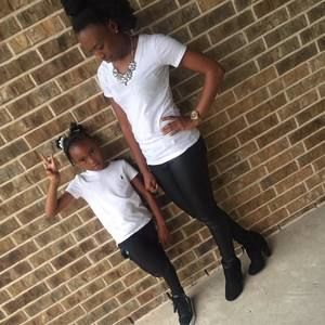 Meet your Posher, Kayla