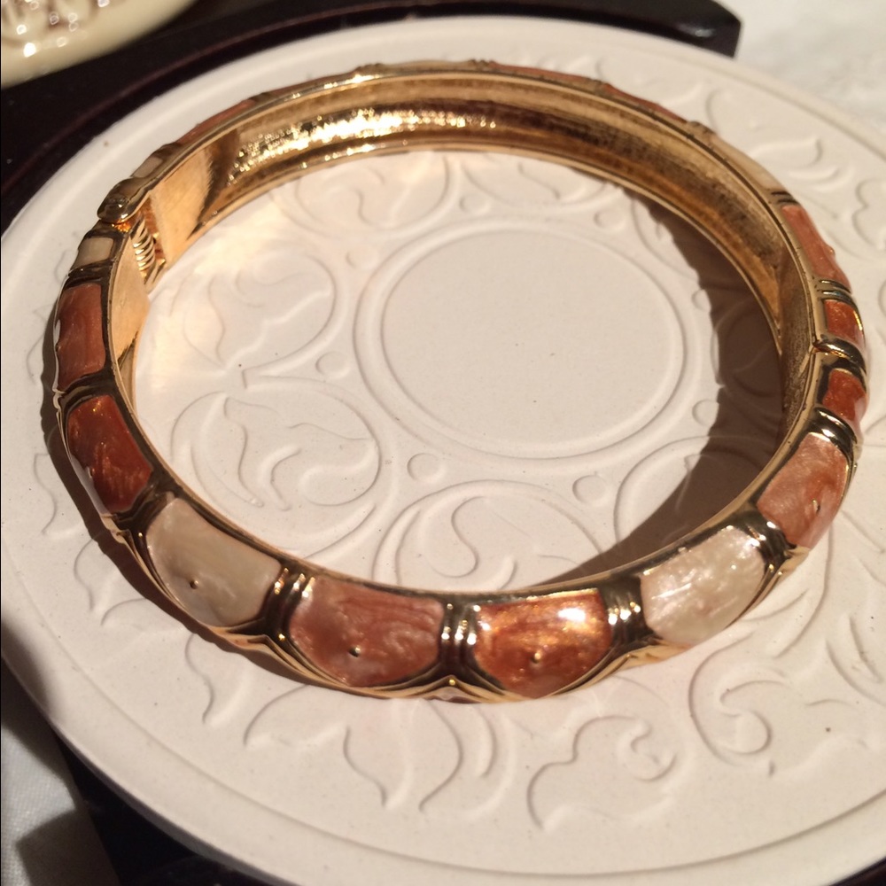 Pearlized Enamel Hinged Gold Tone Bangle Bracelet - Picture 5 of 5