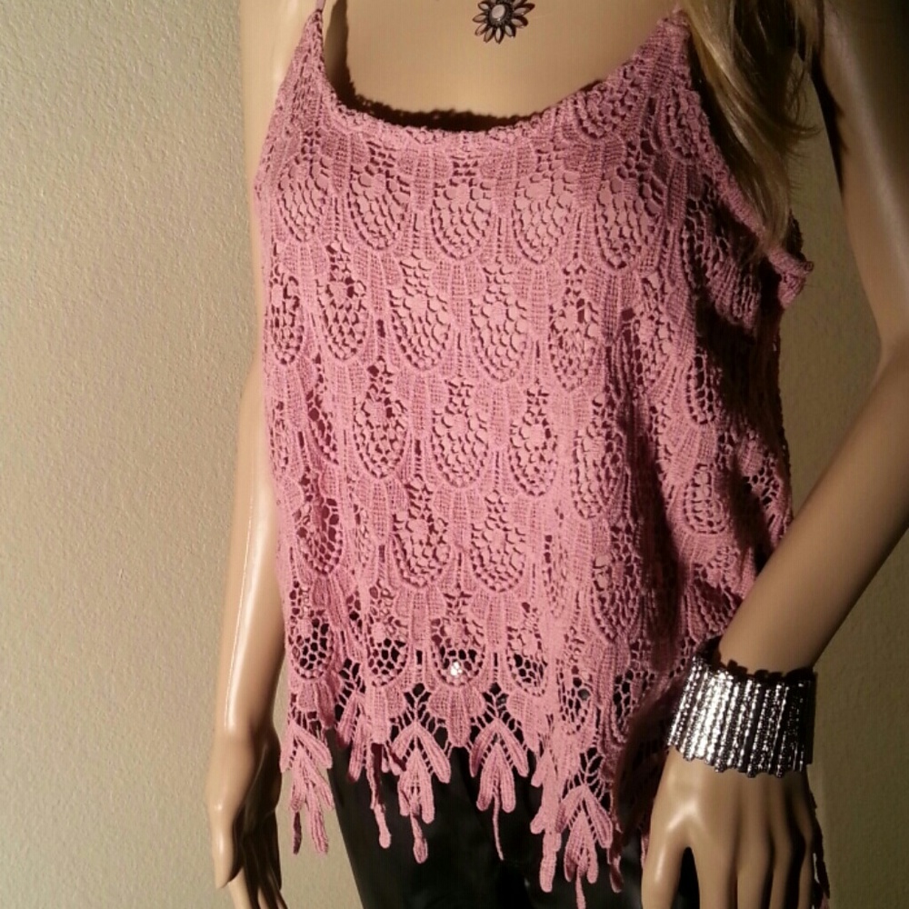 Lovely crocheted top!
