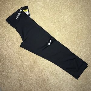 Nike dri-fit capris
