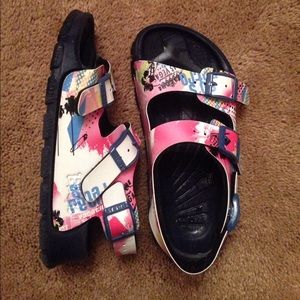 Birkis girls Aruba 80's retro sandal