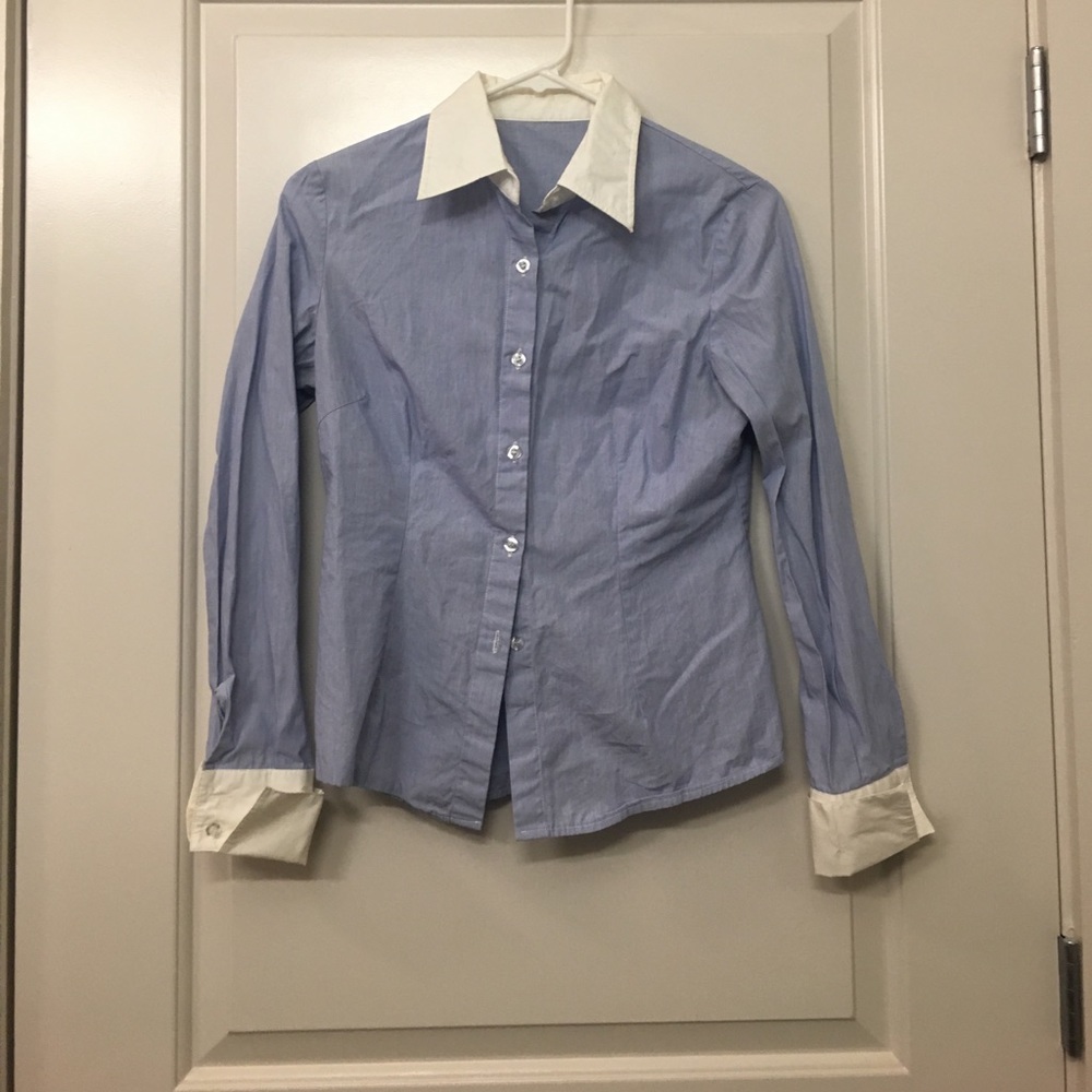 Button down with contrast collar