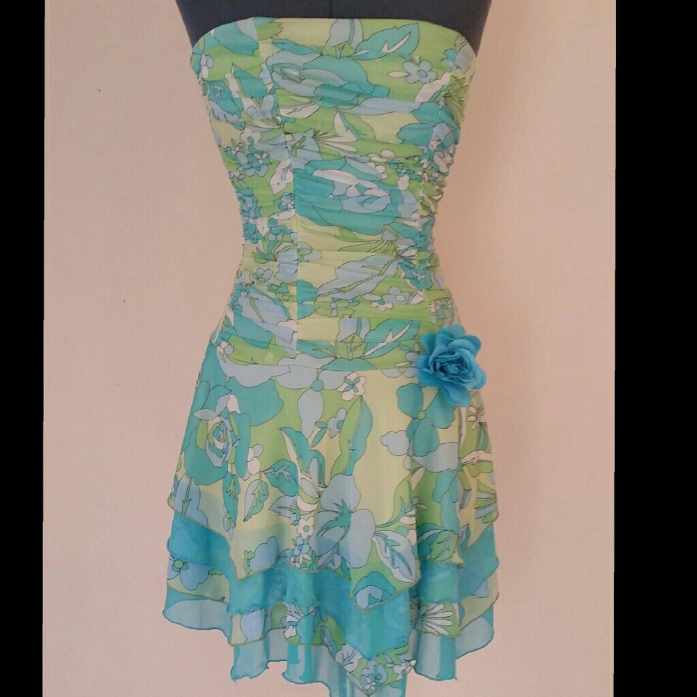 City Triangles Strapless Tiered Dress