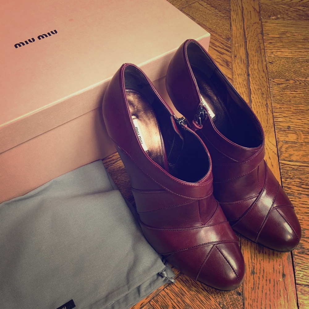Burgundy booties!!