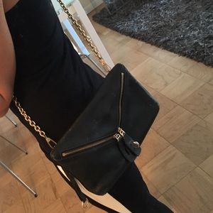 Dolce Gabana cross body purse