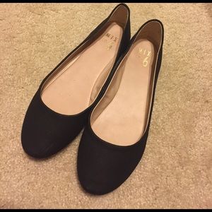 Black Ballet Flats