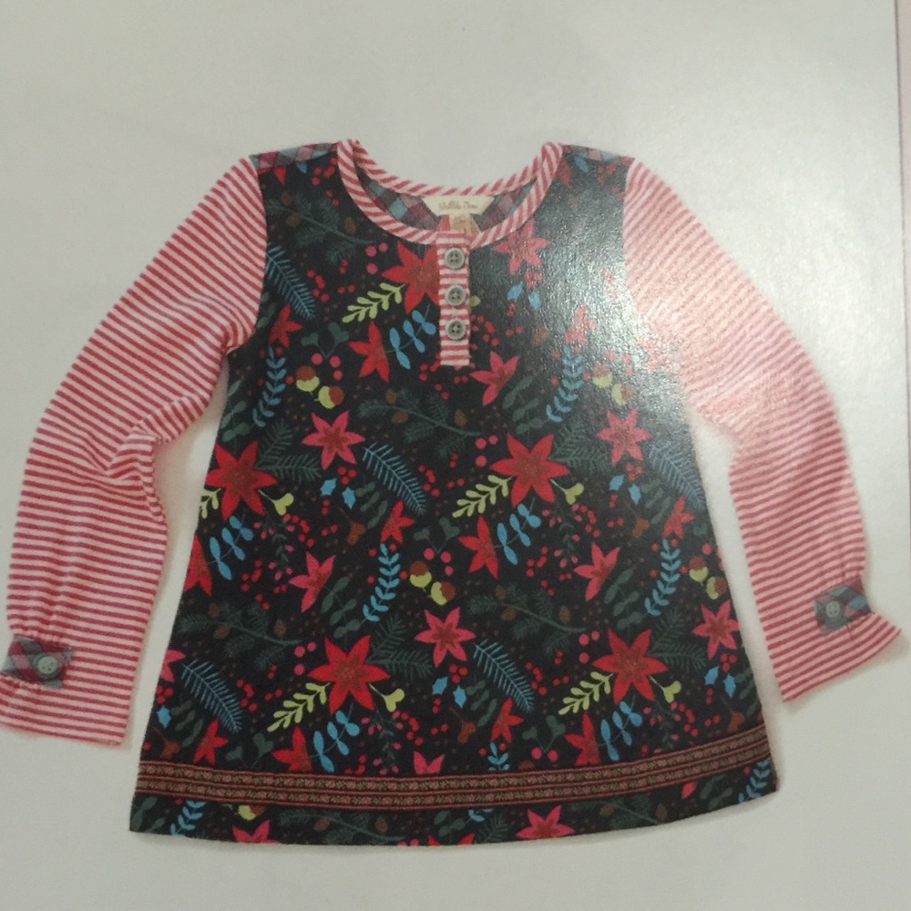 Girls top with tags