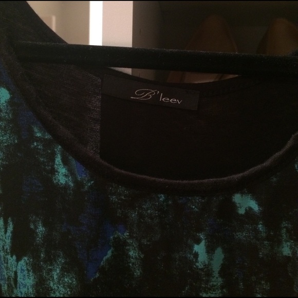 Tank top. - Picture 2 of 3