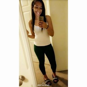 Meet your Posher, Simone