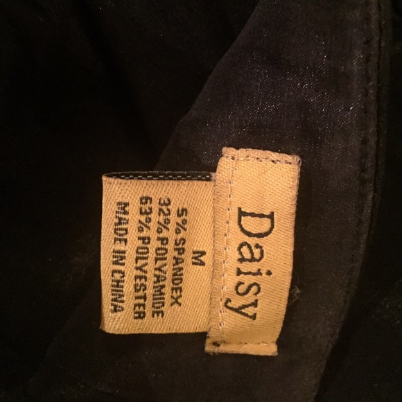 SOLD 🌸 Black one shoulder dress - Picture 6 of 6