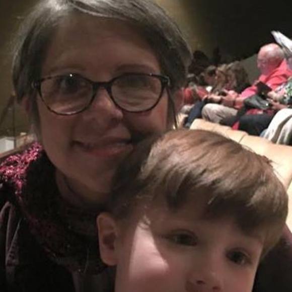 Meet your Posher, Sheila - Picture 1 of 1