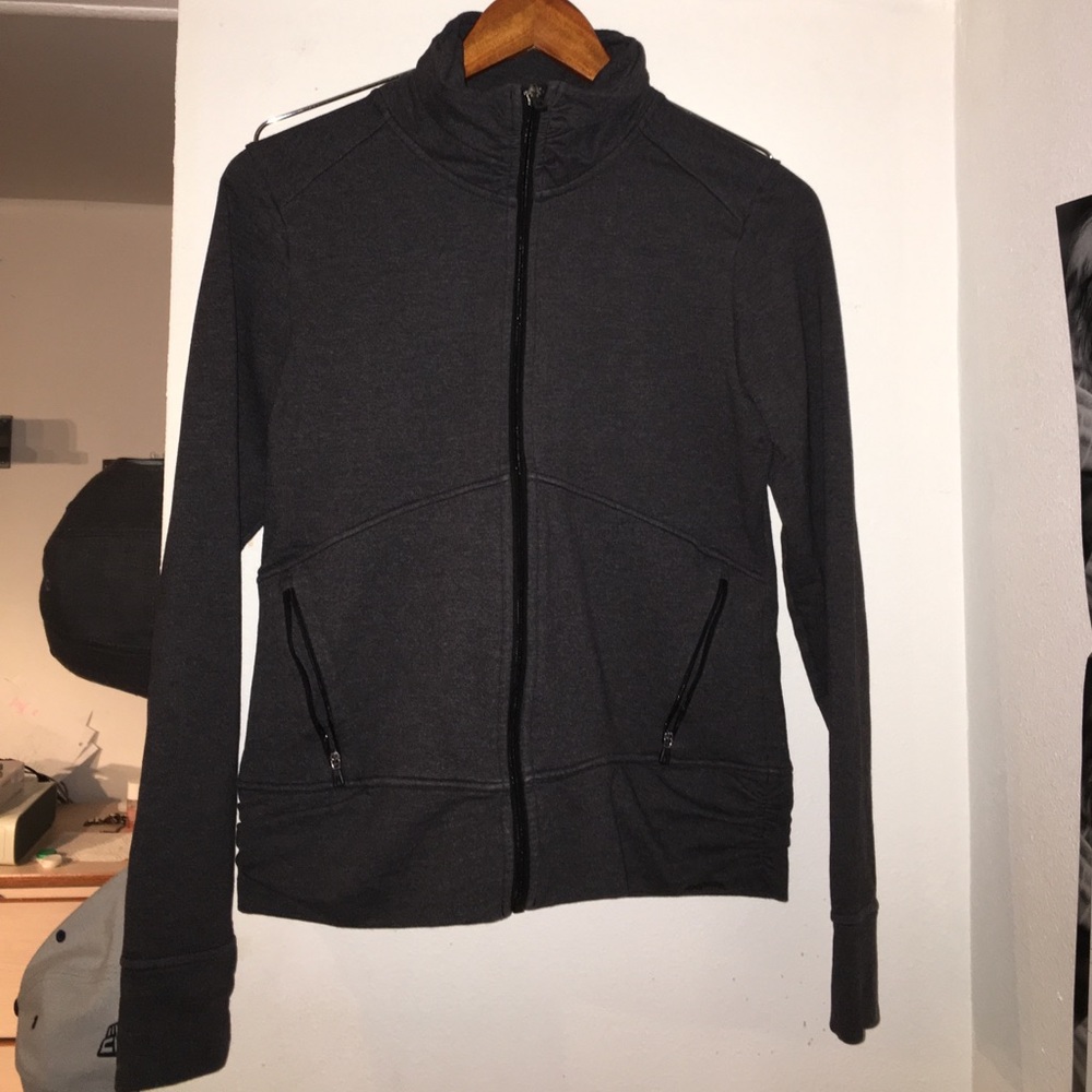 🎉Grey Patagonia Zip-Up Jacket🎉
