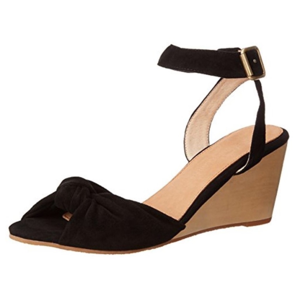 Madison Harding $286* Amanda Black Sandals
