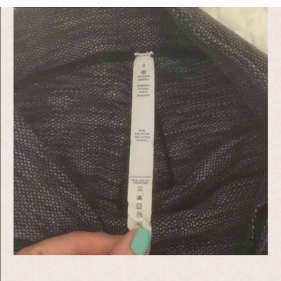 NWOT Lululemon Wunder Under Crops - Picture 4 of 5