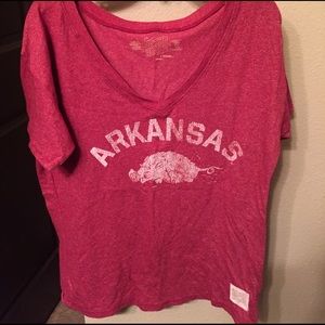 NWOT Retro Brand Arkansas Razorbacks V Neck Tee M