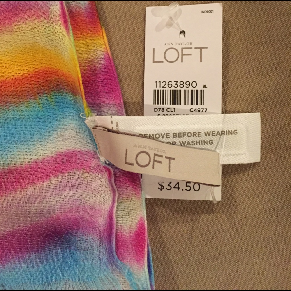 Loft Scarf - Picture 2 of 4
