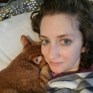 Meet your Posher, Marissa