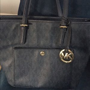 Mk purse excellent condition