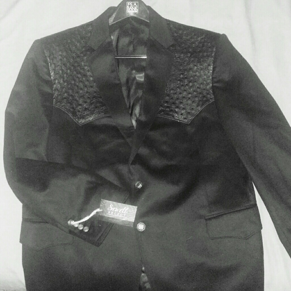 $2,500 Larry Gatlin Stagecoach blazer
