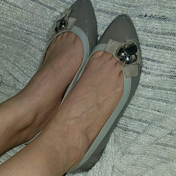 Coach - Picture 2 of 4