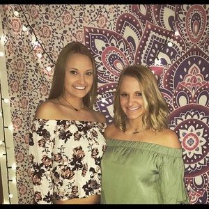 Meet your Posher, Kaylee.