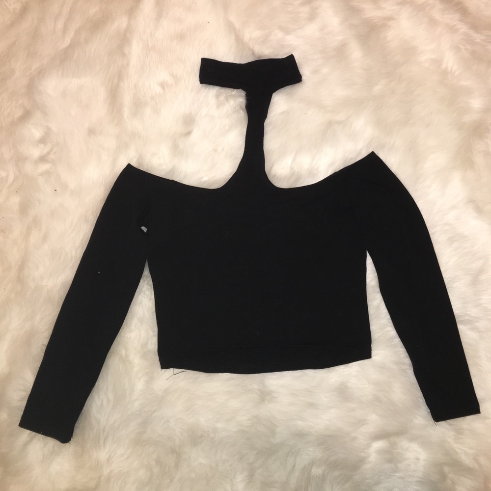 Collar 3/4 length crop top