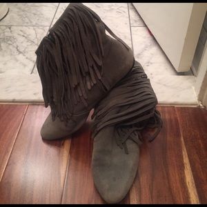 Sam Edelman Gray Flat Fringed Booties