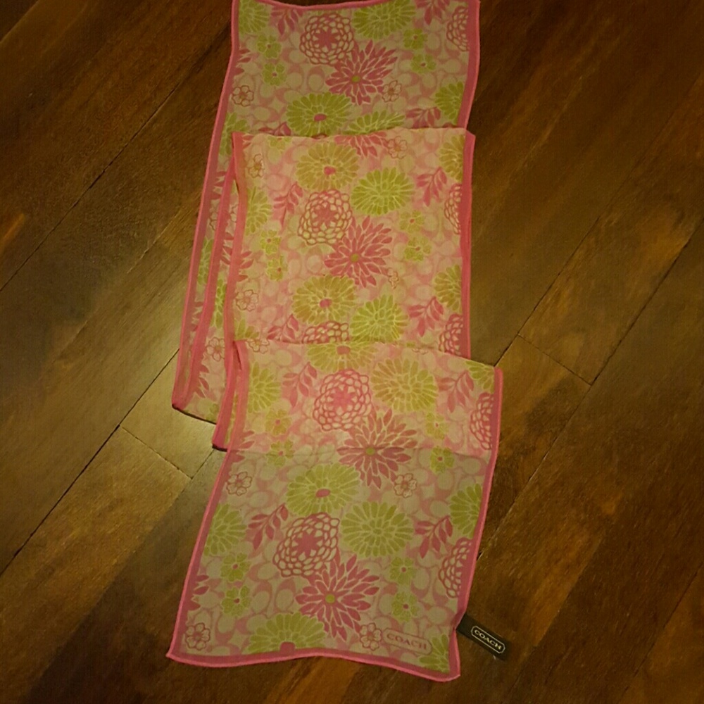 Coach scarf