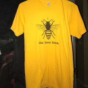 The bees know tee
