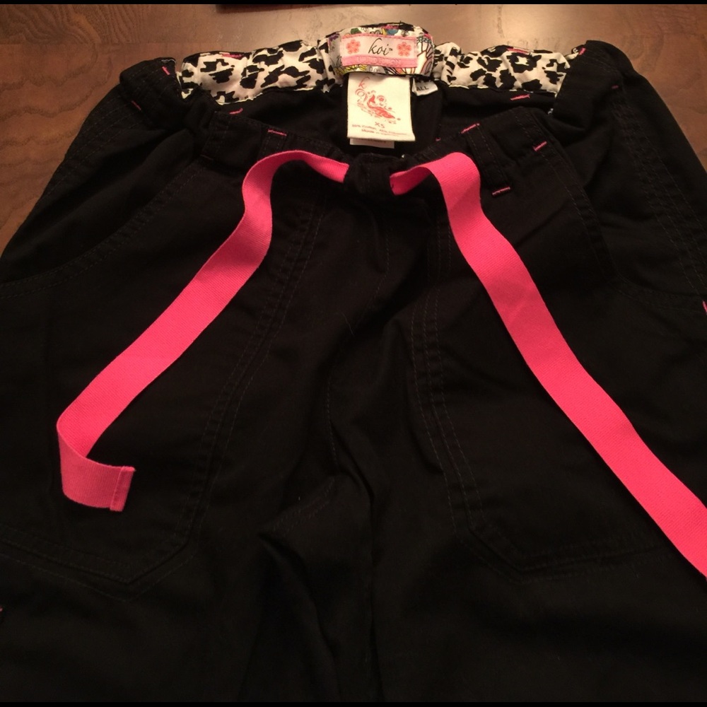 Black tall koi scrub pants