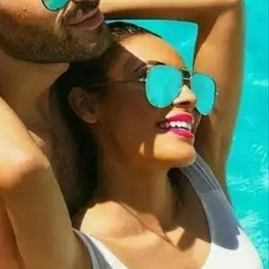 QUAY x DESI PERKINS High Key Blue