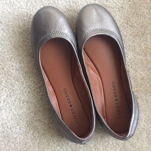 Cute Lucky Brand slippers