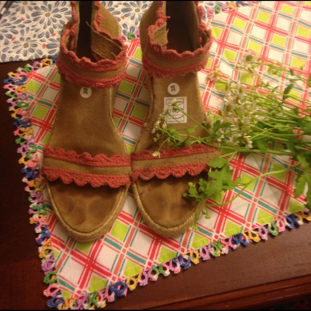 Manoush suede wedges