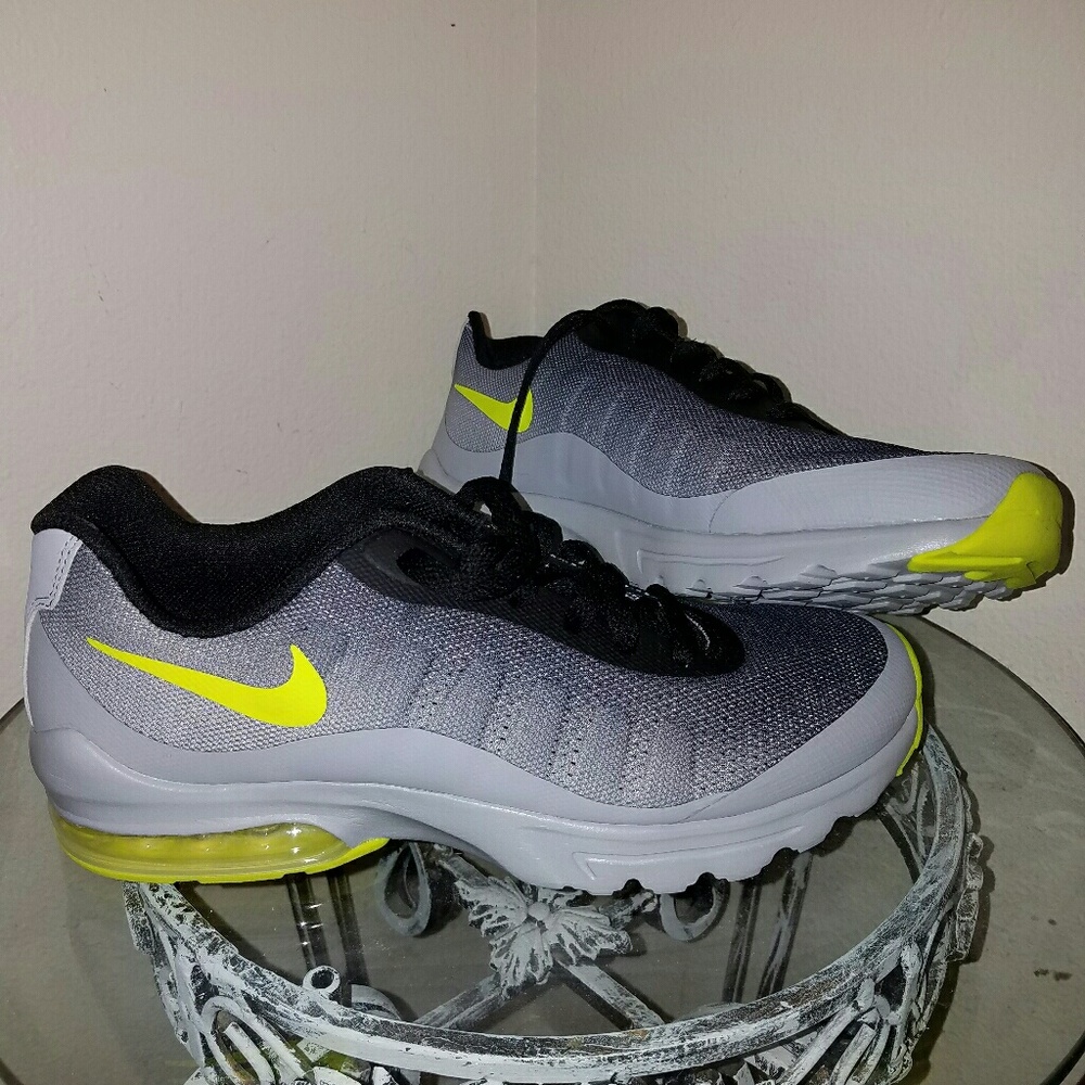 Men's Nikes Brand New