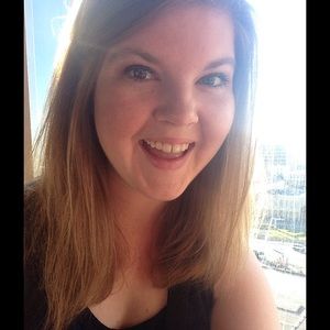 Meet your Posher, Alicia