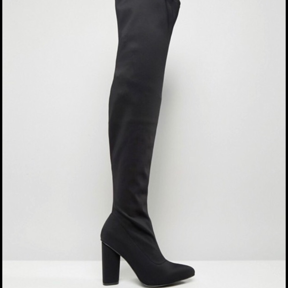 Missguided Thigh high neoprene boots.👢👢
