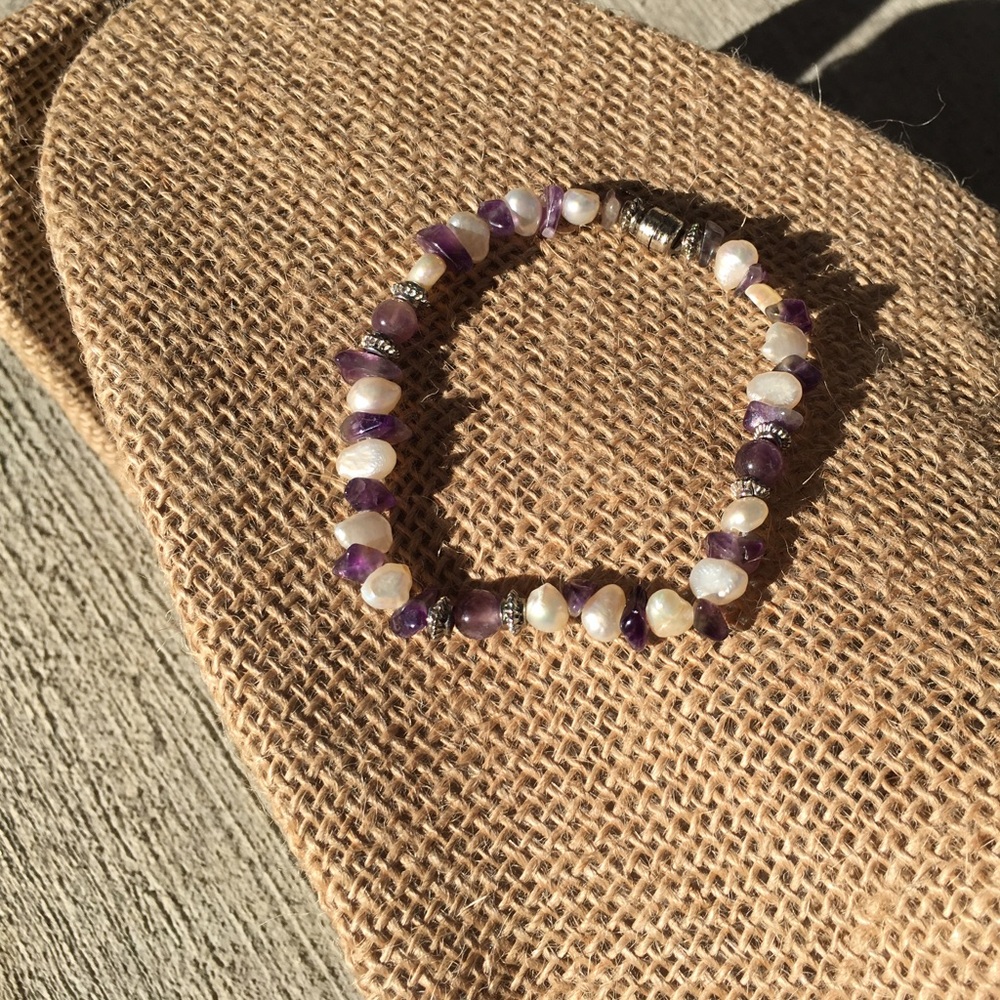 | New | Pearl & stone bracelet