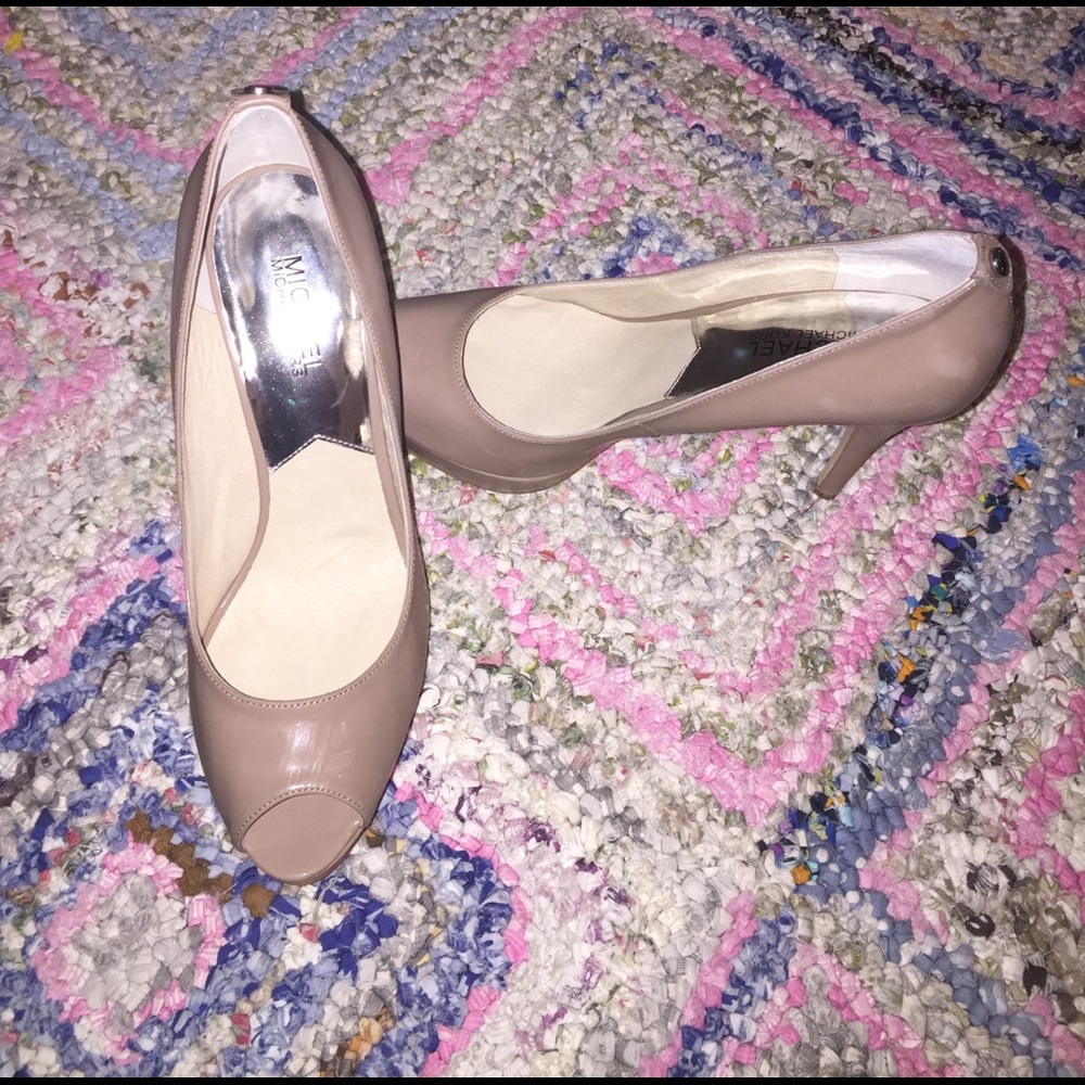 Nude Michael Kors heels