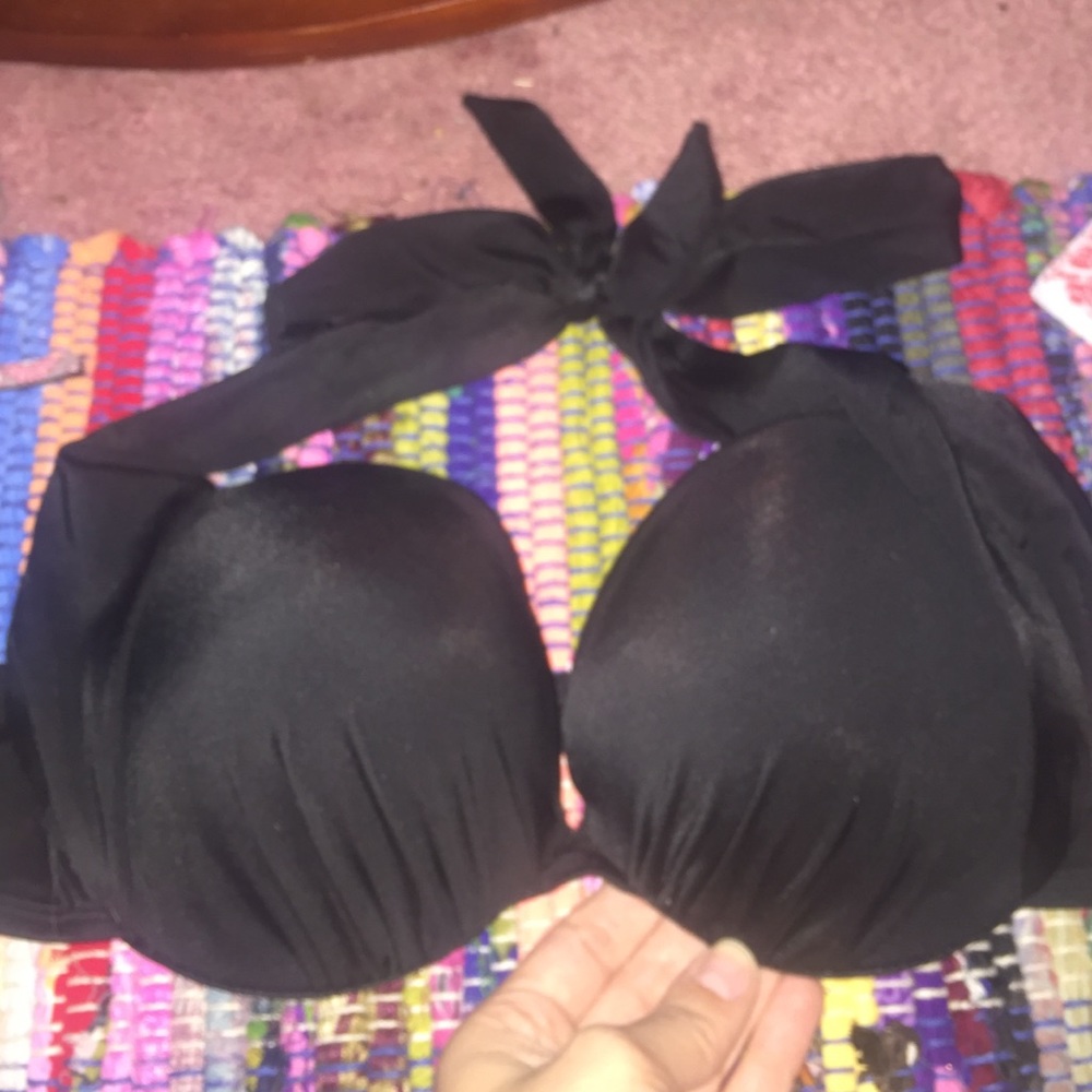 Push bikini top