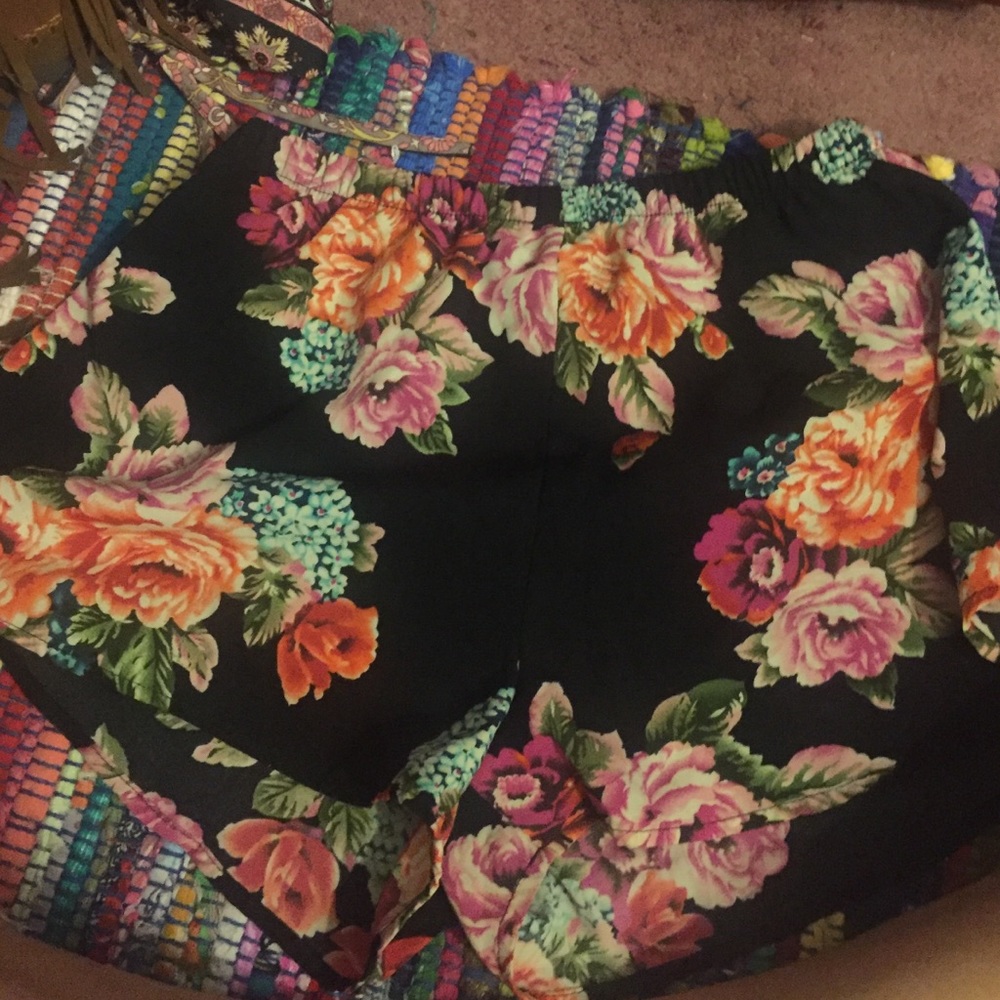 Flower shorts