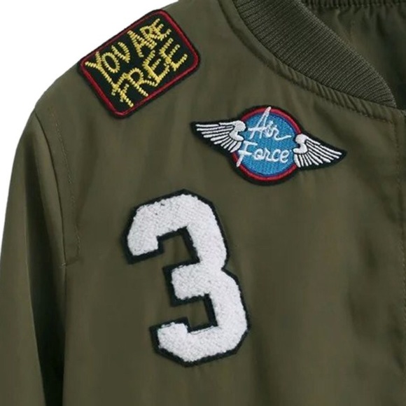 Green bomber jacket patches zip up coat - Picture 3 of 6
