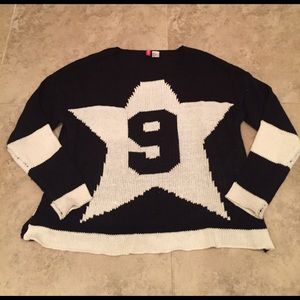 H&M sweater